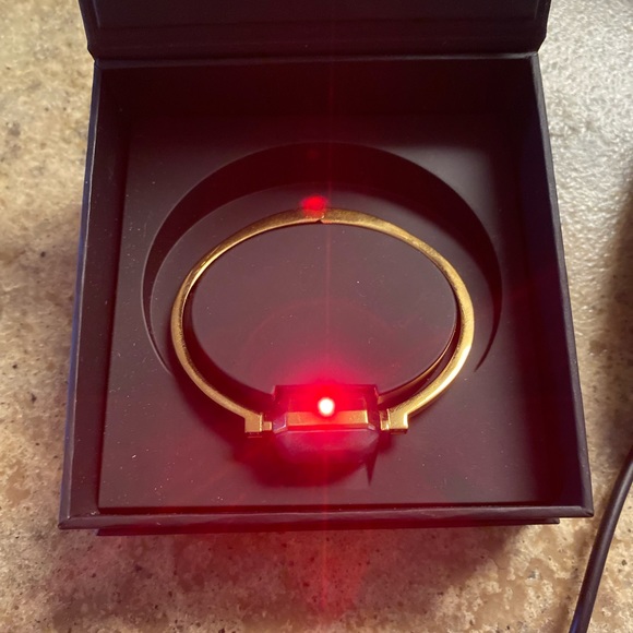 Ringly Bracelet - Picture 9 of 11